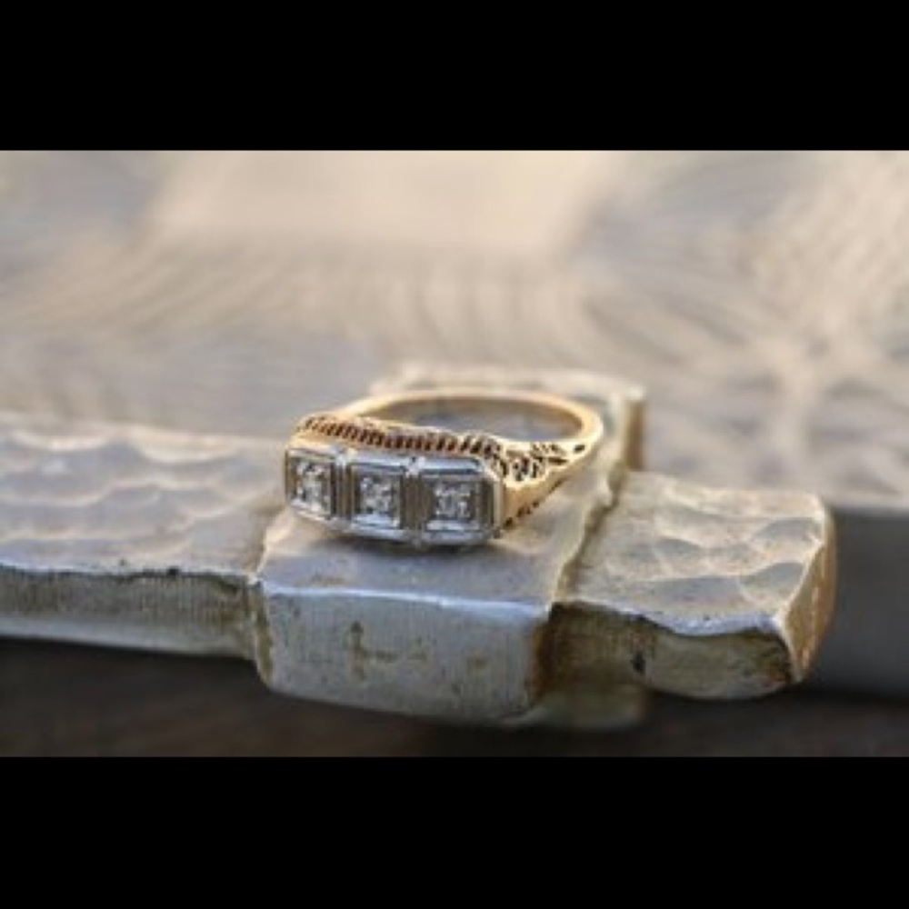 Two-toned Victorian Filagree 3 Stone Masterpiece